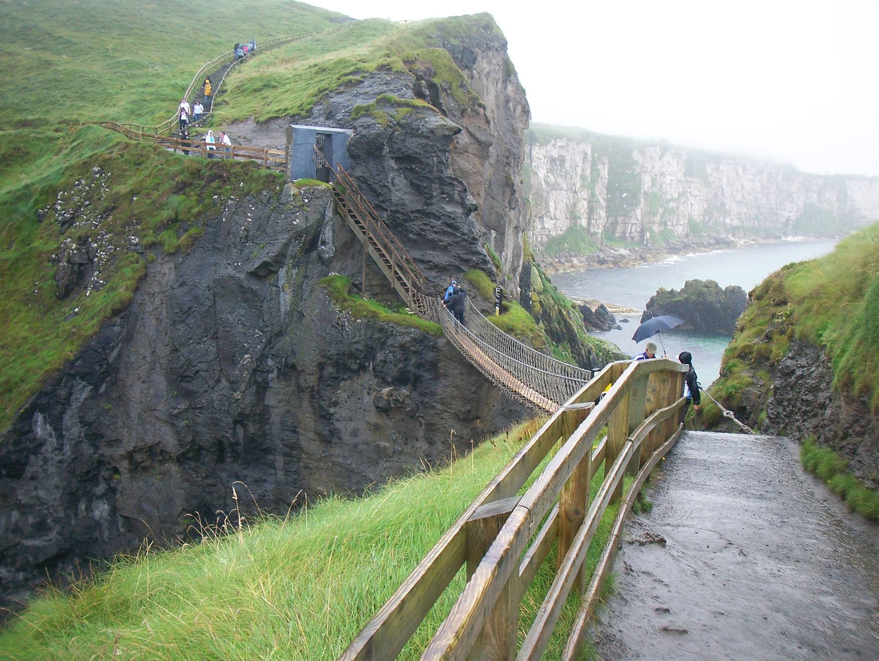 carrick a-lane bridge