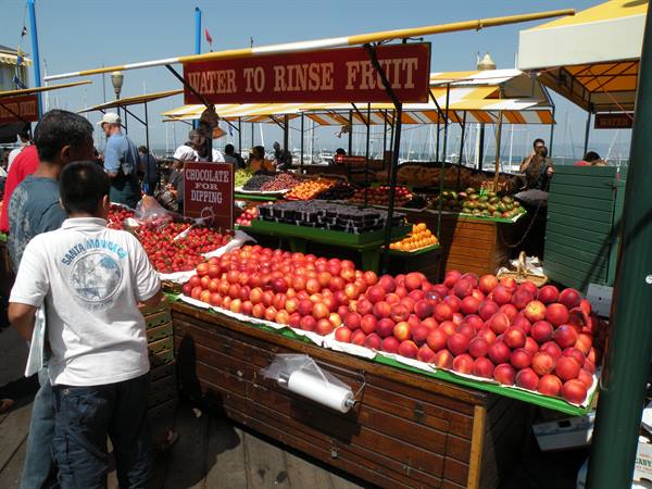 stalls at pier 39