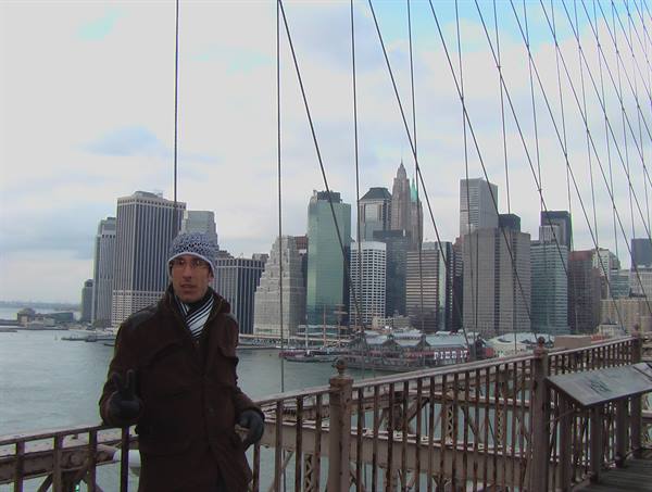 STEFANO ON THE BROOKLYN BRIDGE AND MANHATTAN SKYLINE