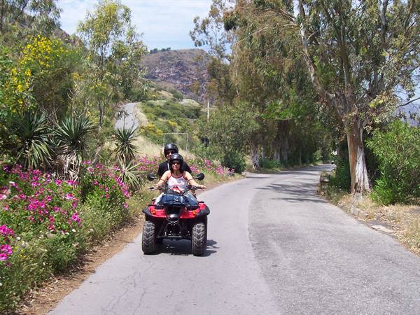 Vulcano, quad tour of the island