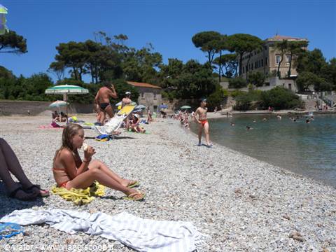 Cavo beach
