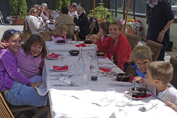 The celebration in Sestriere, the cheerful table