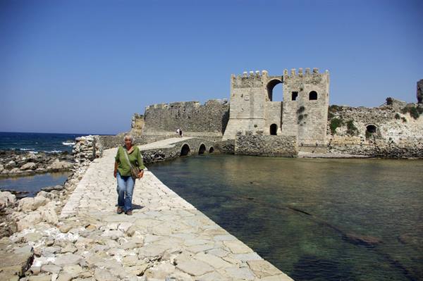 Methoni outer pier