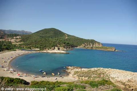 Cove north of Torre Chia