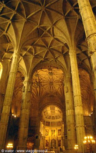 Belem Jeronimos Monastery interior