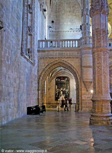 Belem Jeronimos Monastery side aisle