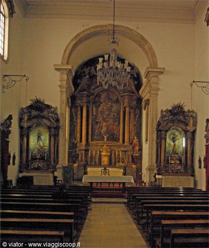 Coimbra Sao Bartolomeu interior