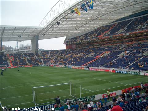 IN THE DRAGAO FOR ITALY SWEDEN