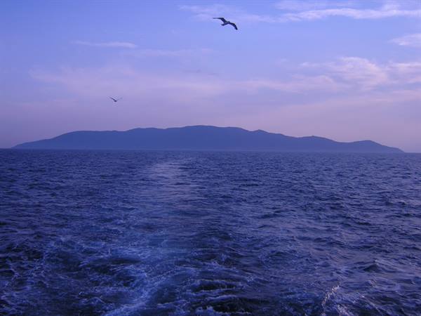 THE MOST BEAUTIFUL ISLAND IN THE WORLD