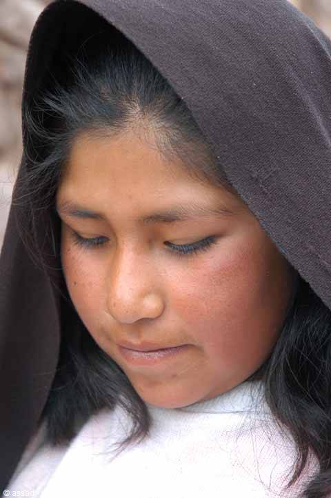 COLORS AND CHARACTERS OF PERU