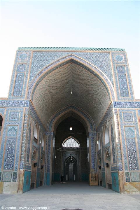 Grand tiled entrance iwan in blue faience, Jameh Mosque of Yazd