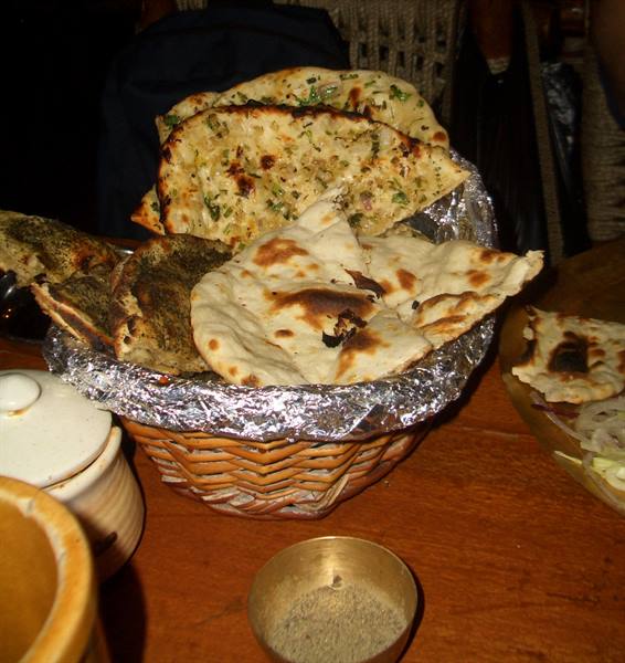 mmmm....Indian bread....Nàan