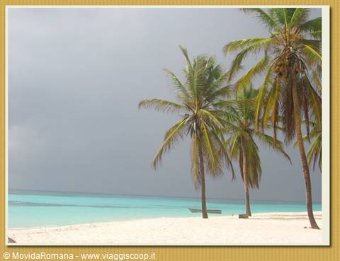 It can even rain but Isla Saona remains splendid