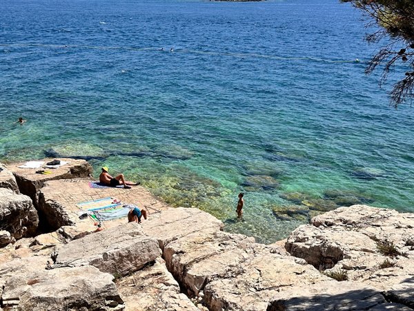 A dip in the turquoise waters of Dalmatia, pure summer relaxation.