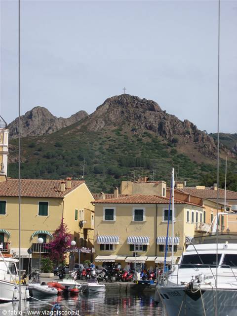 the cross on the mount
