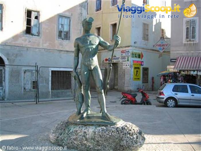 THE STATUE OF THE FREEDIVER :)