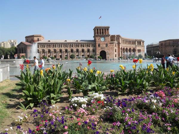  Yerevan Republic Square