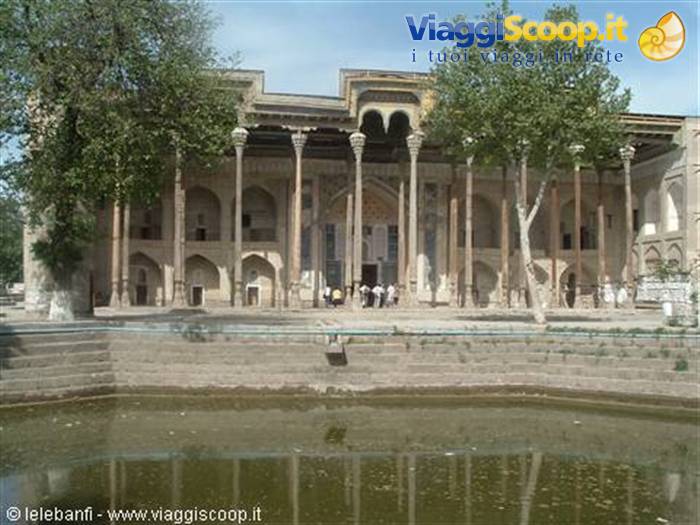 Bukhara, Bobo Hauz Mosque