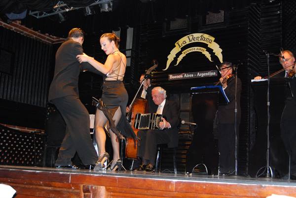Buenos Aires - Tango evening - Group - Show