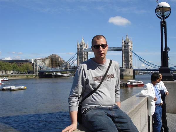 IN THE MIDDLE OF TOWER BRIDGE