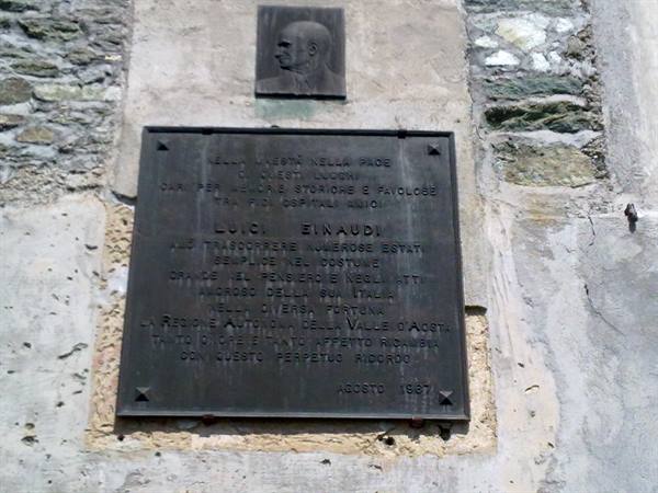 plaque in memory of Luigi Einaudi