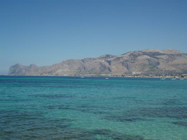 the colour of the sea