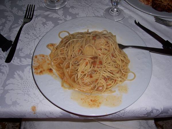 SPAGHETTI WITH SEA URCHINS