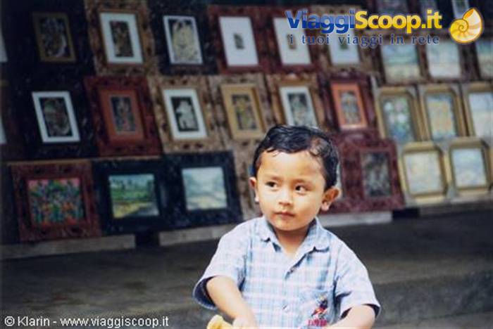 Little boy at Puri Besakih