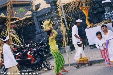 Odalan at the temple of Jimbaran