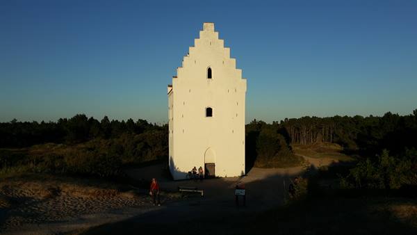 Tilsandede Kirke