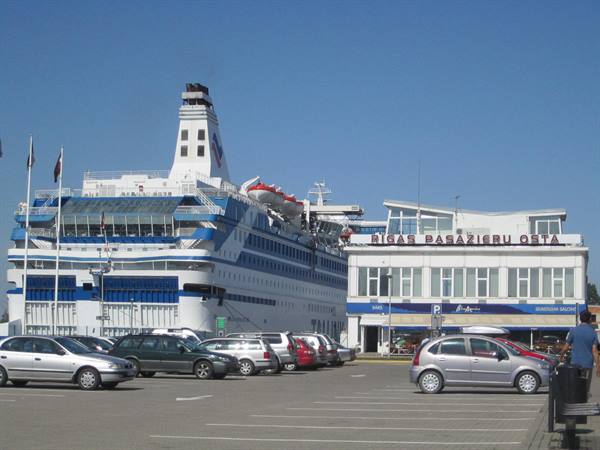 SHIP TO STOCKHOLM