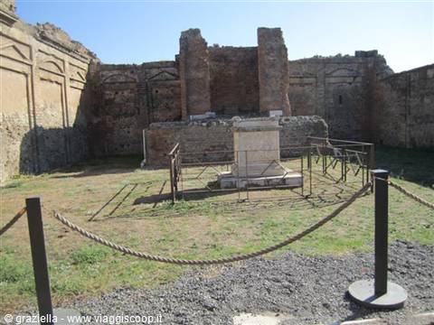 POMPEII