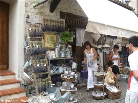 LE CASTELLET