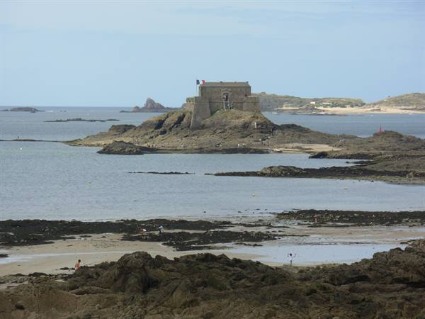Fort National in Saint-Malo on rocky islet at low tide