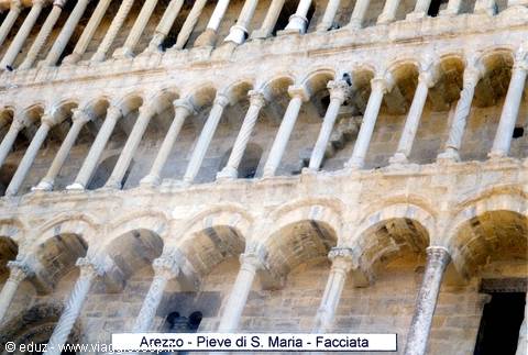 Arezzo - Piazza Grande - Pieve Santa Maria