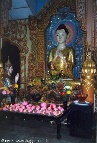 Penang - Burmese Temple