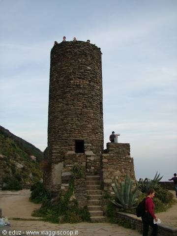 Vernazza - The tower of Belforte castle