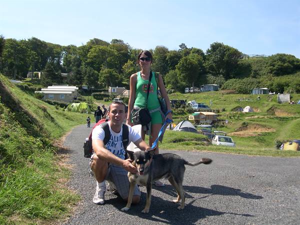 LUCKY . . VALE . . ME . . THE CAMPSITE . . AND A SUN THAT SPLITS THE STONES ! (UPPER NORMANDY)