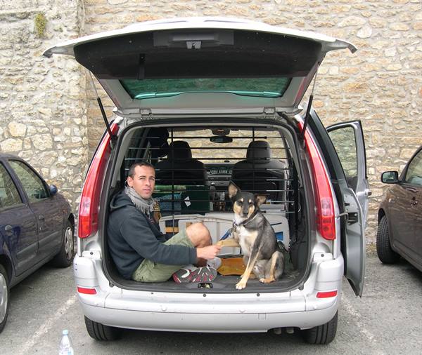 ME AND MY FRIEND LUCKY INSIDE THE "C8" PHOTO TAKEN IN DINAN (BRITTANY)