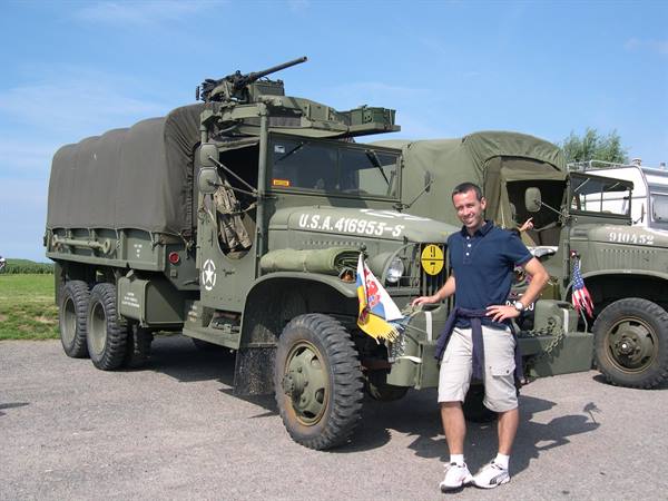 VEHICLES STILL WORKING AT POINT DU HOC (LOWER NORMANDY)