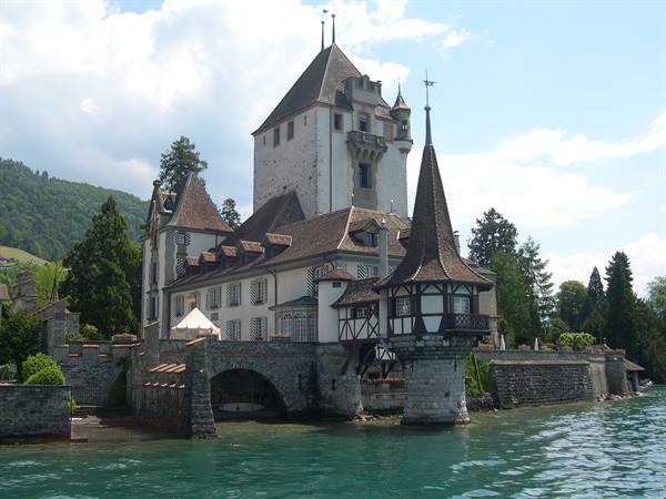 GLIMPSES FROM LAKE THUNERSEE