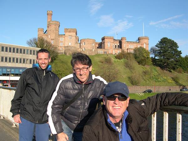 INVERNESS CASTLE, CLAUDIO, ROBERTO AND LUCIANO