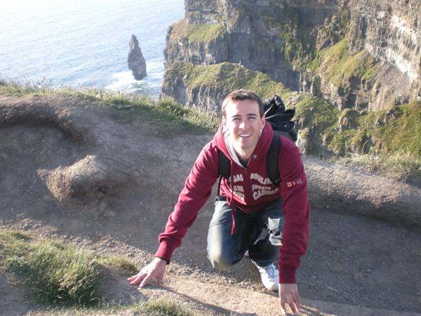 THE SPLENDID COASTS OF IRELAND