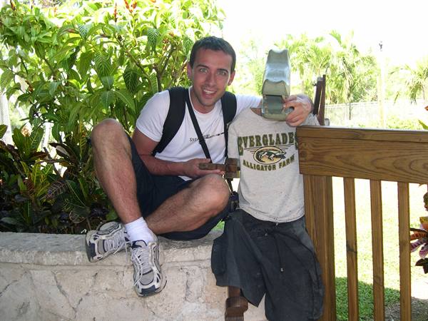 VISITING THE EVERGLADES ALLIGATOR FARM
