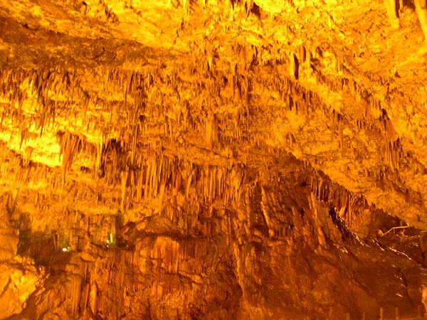 THE SPECTACULAR DROGARATI CAVES