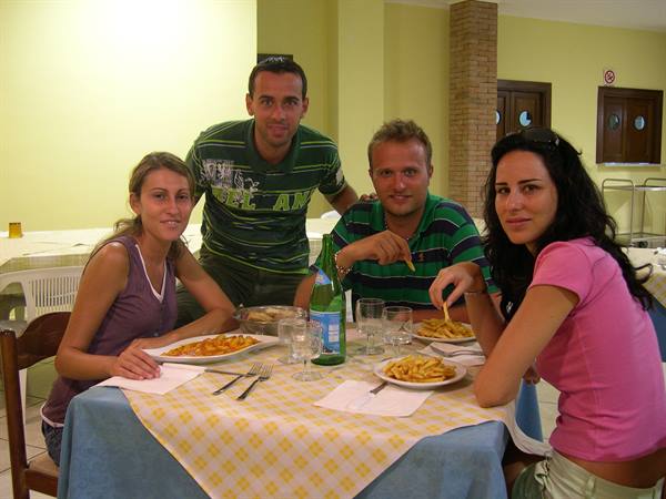 A DELICIOUS DINNER AT THE CAMPSITE RESTAURANT