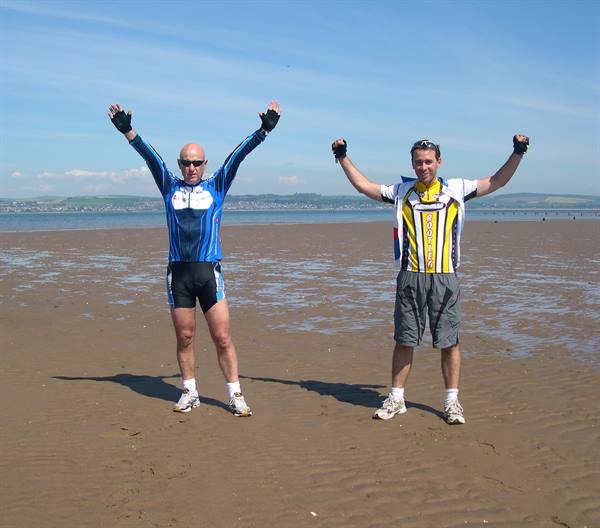 ON THE NORTH SEA AT LOW TIDE