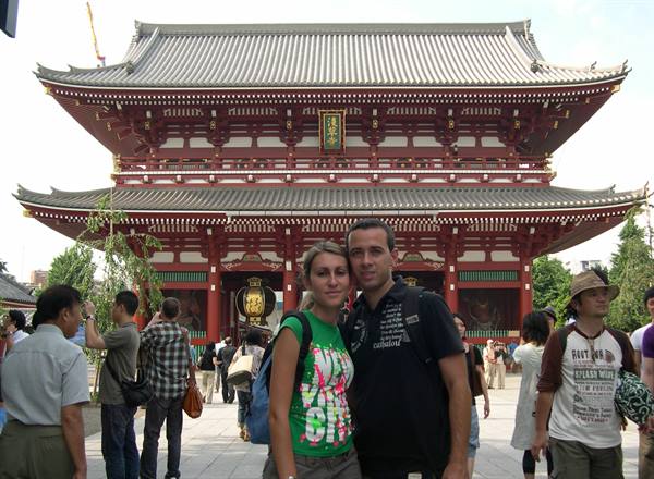 THE ASAKUSA TEMPLE