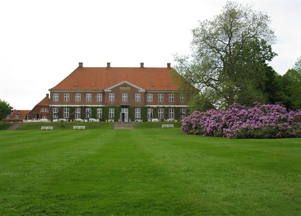 OUR LUXURY HOTEL IN MIDDELFART