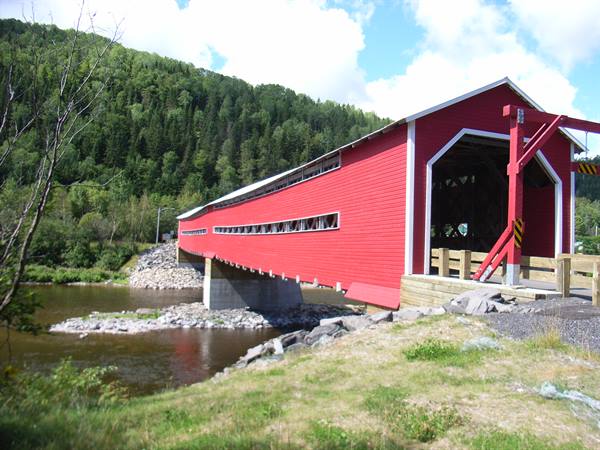 GASPESIE - COVERED BRIDGE